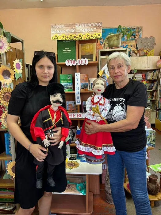 photo_5411480758431899431_y